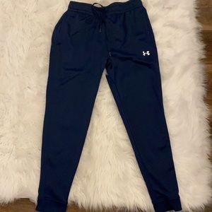 Under armour fitted joggers 100% polyester